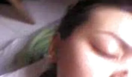 Slutty hamster porno film bitch je jeben zgodan mladić