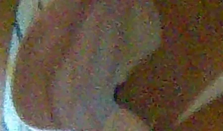 Crnokoža zvijer raduje momke svim svojim xhamster tube porno lizanjem