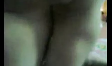 Odmor se ne odmara ako se nije proveo u društvu prilično mladih kuja, s njima je sunce sjajnije, a voda toplija, hub porno a noći i dani zabavniji
