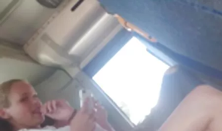 Prilično azijski sisa dalila porno kurac