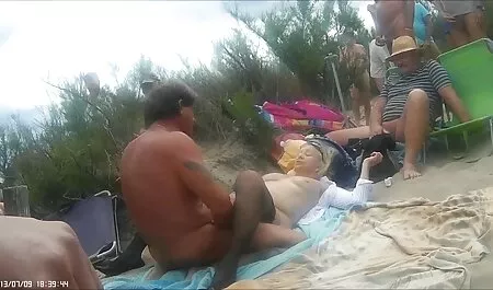 Babe pipe porno tube sisa penis na ulici