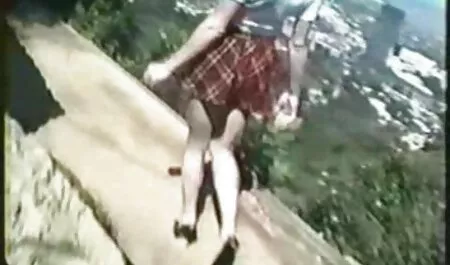Dečki su se xxnx porno razveli od simpatične studentice zbog seksa