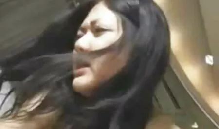 Ruski porno scol neiskusni par se seksa