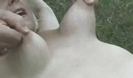 Mladi momak jebe prgavog Nijemca s hladnom tetovažom u kuhinji arab porno tube