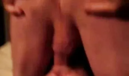 Moja zofil porno djevojka miluje međunožje