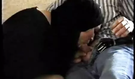 Momak jebe gomilu vrućih studenata siri porno hd