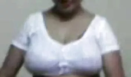 Mlada video porno school kuja vješto se povukla