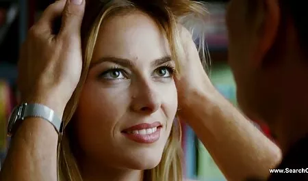 Strastveni šef s ljubavnicom porno hd blond pozvao je muškarca zbog olujne bande na poslu
