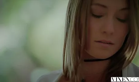 Vruća plavokosa seksi prodavačica filme sex porn