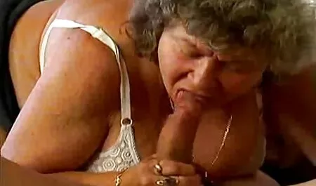 Pilići se zajebavaju s jednim momkom porno massage nakon igranja odbojke