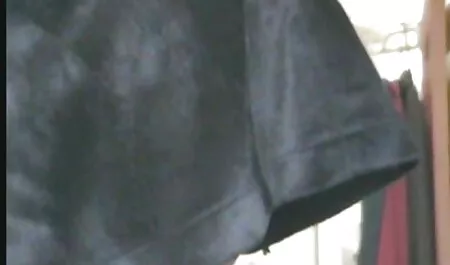 Zrela pilićna jenna prste u kupaonici dalila porno