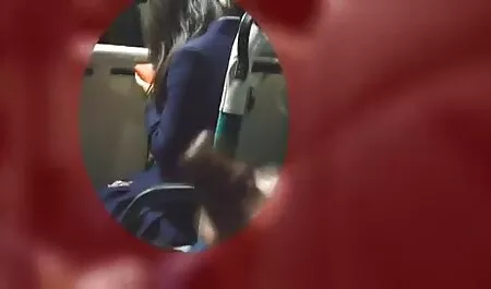 Zreli tip video porno arab jebao djevojčicu u analčiku i spermu u pičku