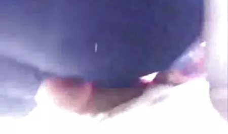 Studenti od 18 godina započeli su studije seksom u video porno 360 vr hostelu
