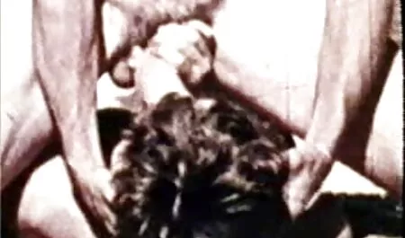 Prsata zrela plavuša film erotic xxx se sjeba na porno kastingu s producentom