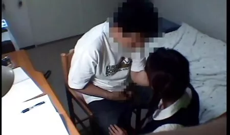 Prekrasna brineta hq porno hd ljepota pokazuje svoj analni izbliza