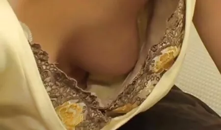 Zgodna porno public bus kuja dobila je puno sperma u ustima