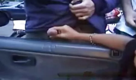 Zlobna plavuša porno extr odjenula je strapon i silovala prestrašenu lezbijku