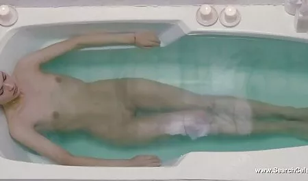 Slatka djevojka Tamara nježno jebe mačku xxnx filme dildo i nasilno cums
