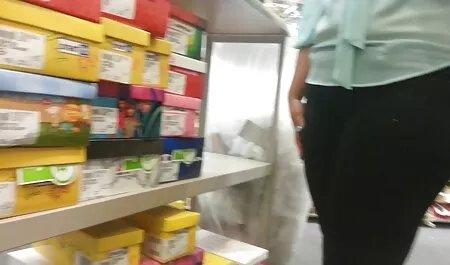 Čovječe mini short porno jebe plavušu sa savršenim tijelom