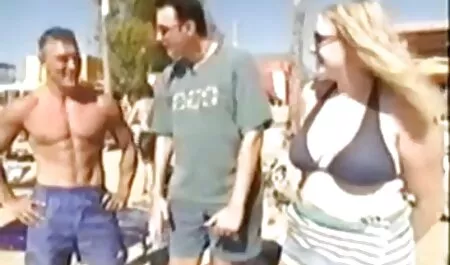 Strastveni jebač porn film arab na teniskom terenu