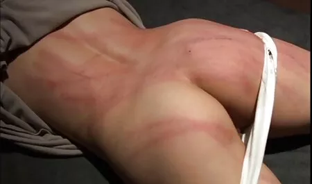 Vitka plavuša Kimmy Granger porno youb uzbuđuje dečka i cumni se od cunnilingusa