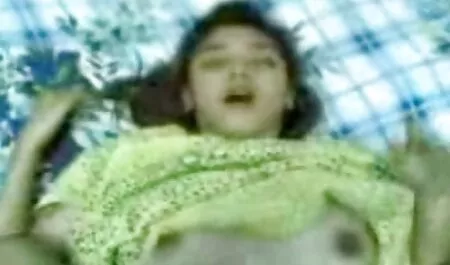 Djevojčica je napokon izgubila analnu djevičanstvo film porno family