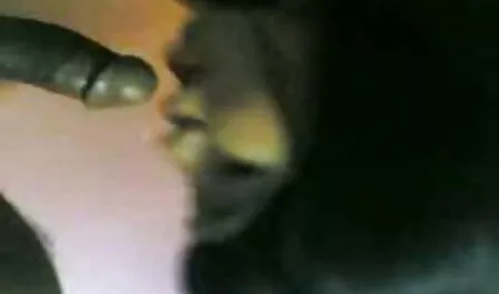 Seksi poker porno Natalija dobiva guzicu jeben na plaži