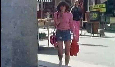 Ova baba nije jedina film porno mom son takva zaljubljenica u muško sjeme, sve djevojke koje su sabrane u selekciji jednostavno su rastrgane kurve