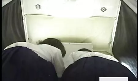 Crna Sarah Banks jebala je tipičin kurac porno blond hd gumenom pičkom i uokvirila je analnom