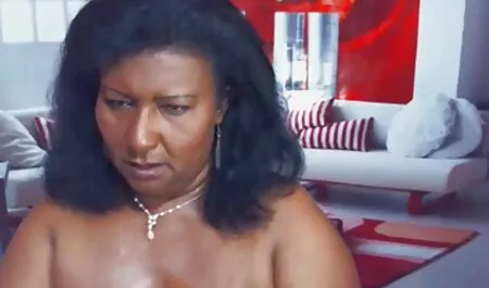 Uništenu crvenokosu seks bombu jebaće jebeni u rupe fimporno