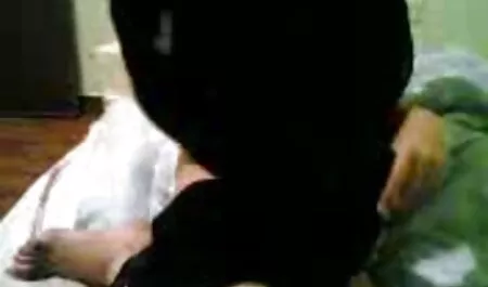 Napravila je masažu, pušenje i sjela na hardcore porno tube vrh