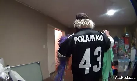 Čovjek je sisao penis za seksa i jebao joj anal porno 300 hd