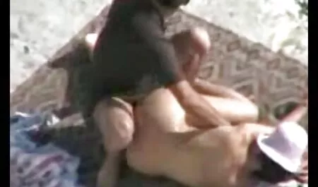 Tetovirana ljepotica sisa dva porn filme penisa