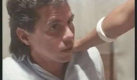 Najbolji analni seks s porno asian bus vrućim komadama pohotan muškarac i strapon