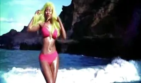 Mladu porno internat plavušu dobiva jebeni ginekolog