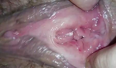 Mlada plavuša porno ham jebeno je u analnom seksu