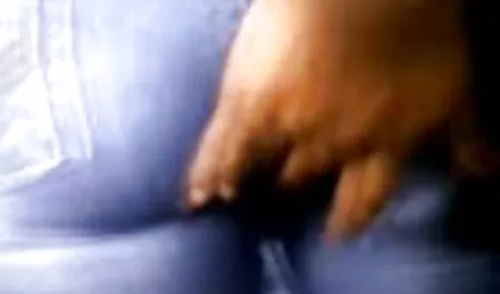 Kuja se toliko oduševila usisavajući kurac da ga je zamalo ugrizla free porno film